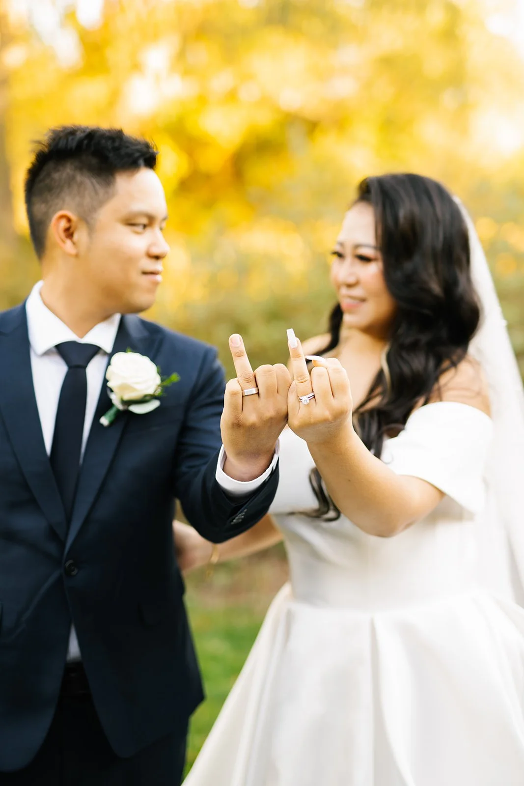 How to Ensure a Seamless Experience with Your Wedding Photographer