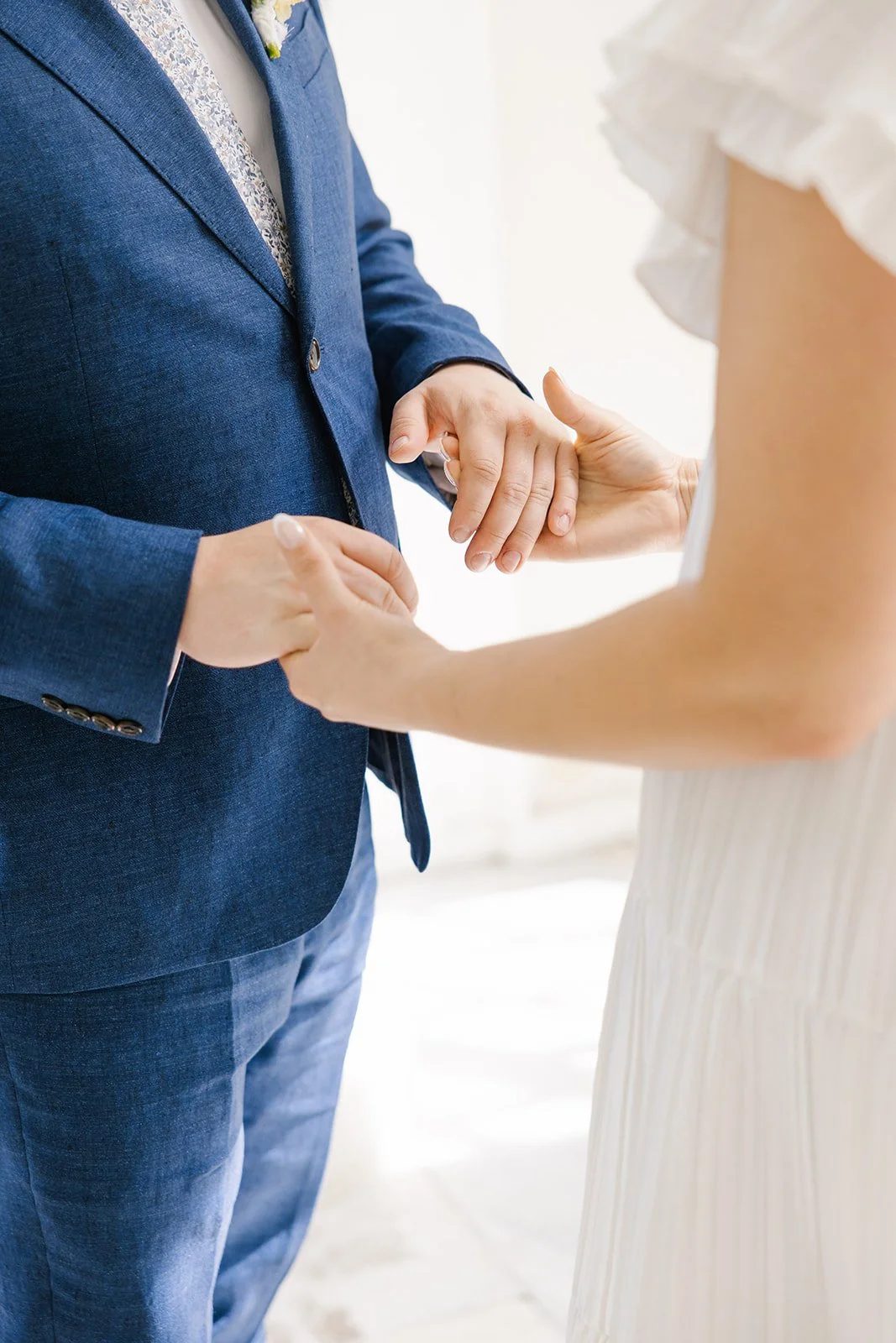 How We Photograph Your Wedding Story