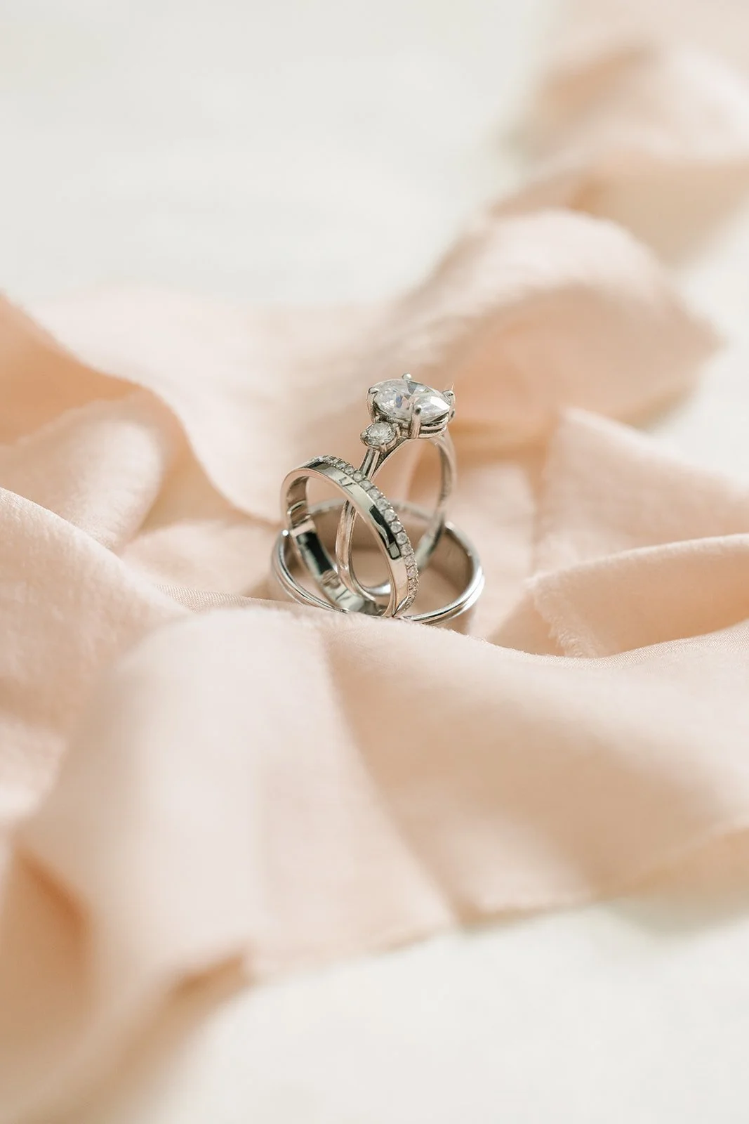 How We Photograph Your Wedding Story