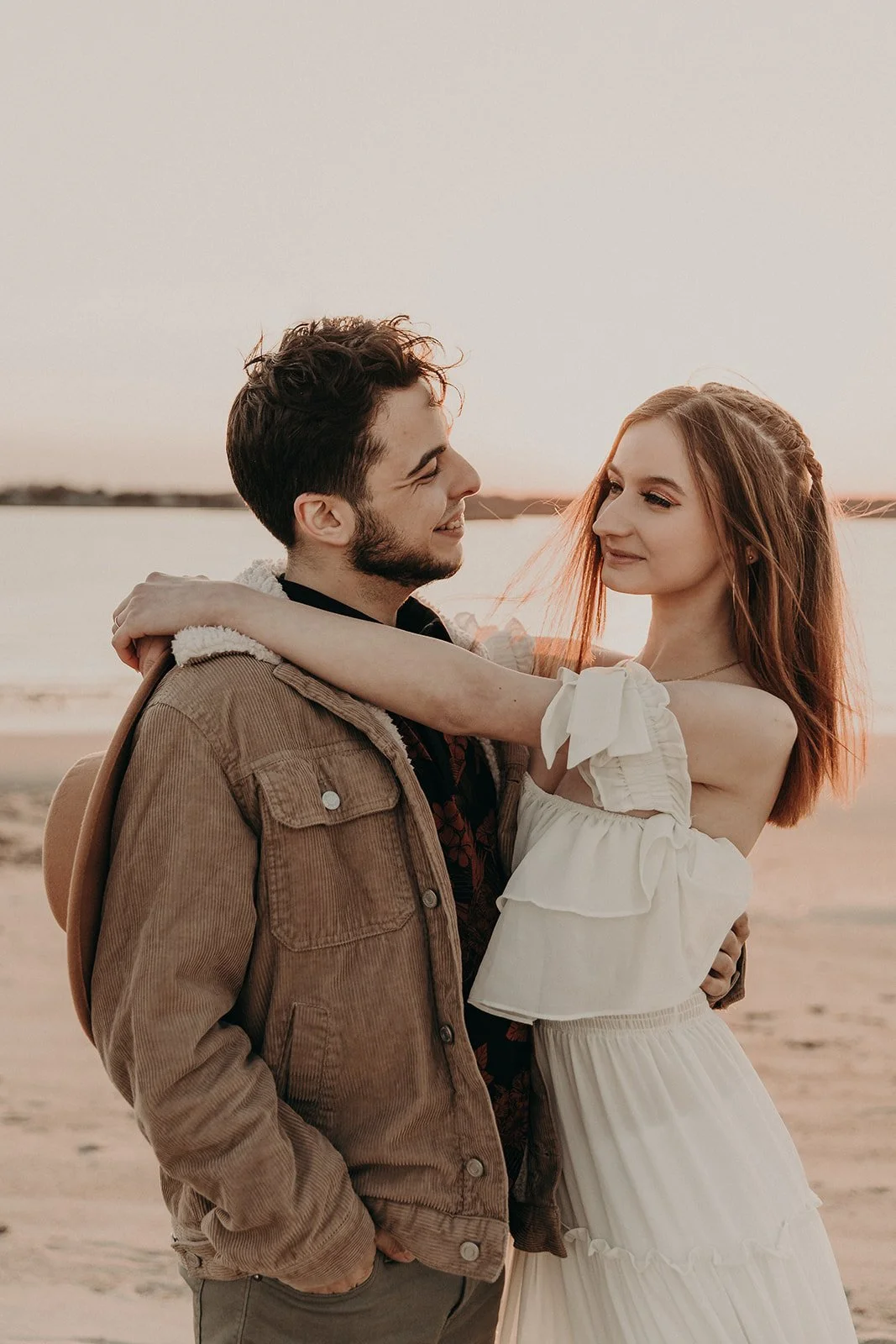 brady-jamie-engagement session-duxbury beach-ct-12